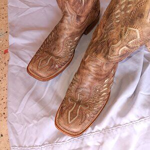 Corral men's cowboy boots. Size 11